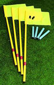 Kit 4 paletti calcio d'angolo flessibili, con bussole e bandierine, Barret