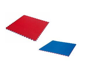 Tappeto karate in polietilene, rosso/blu, cm. 100x100x2, Morale Sport, g373/1